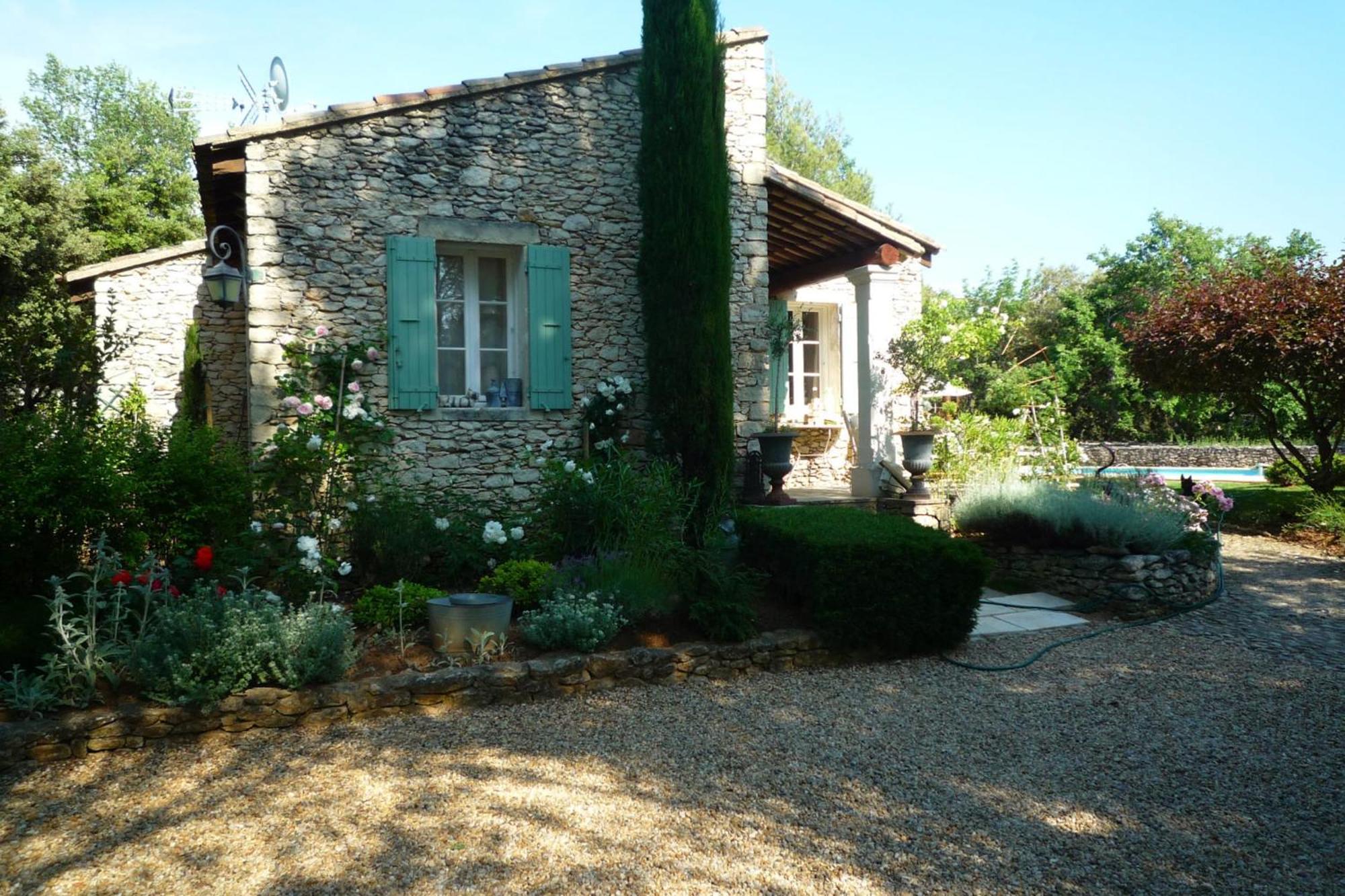 Beautiful Provencal Villa With Pool And Jacuzzi Lacoste  Exterior photo